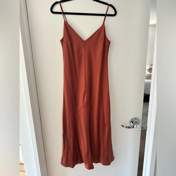 Line & Dot - Dolly Midi Dress in Rust - Size L - Picture 2 of 5